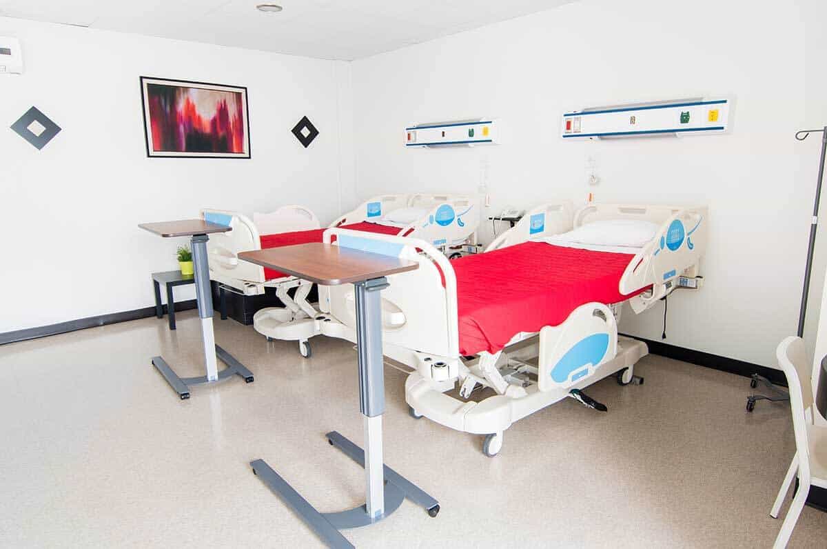 Plastic surgery hospitalization room
