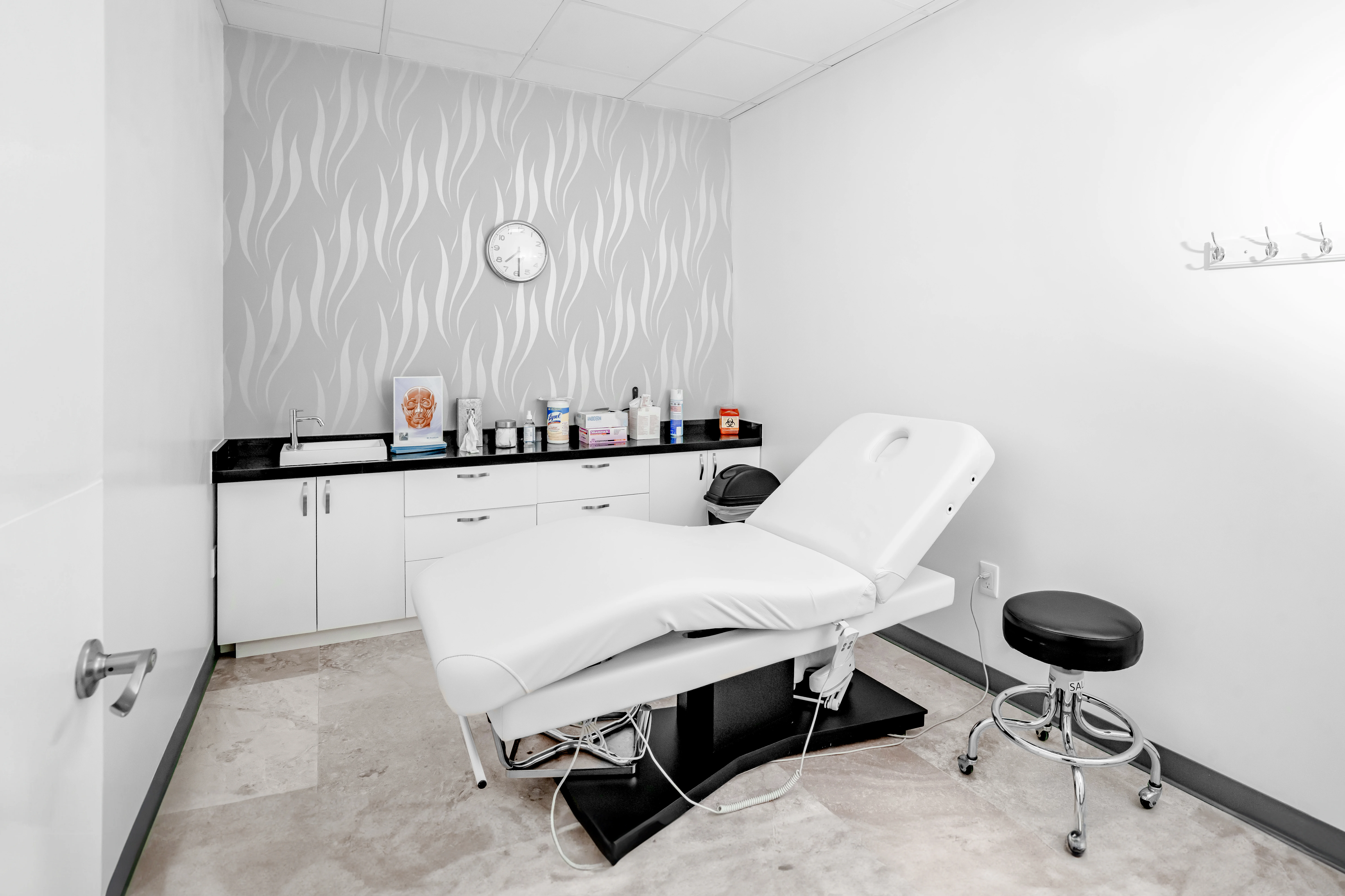 exploration room cer hospital plastic surgery in mexico 3